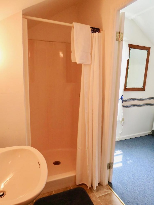 Family Farmhouse Inn image 23