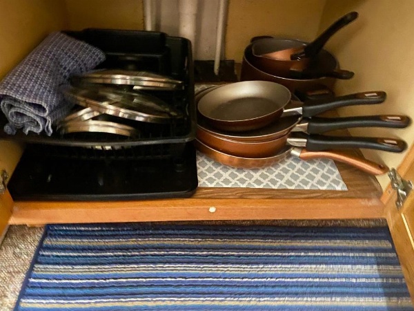 Family Farmhouse Inn image 9